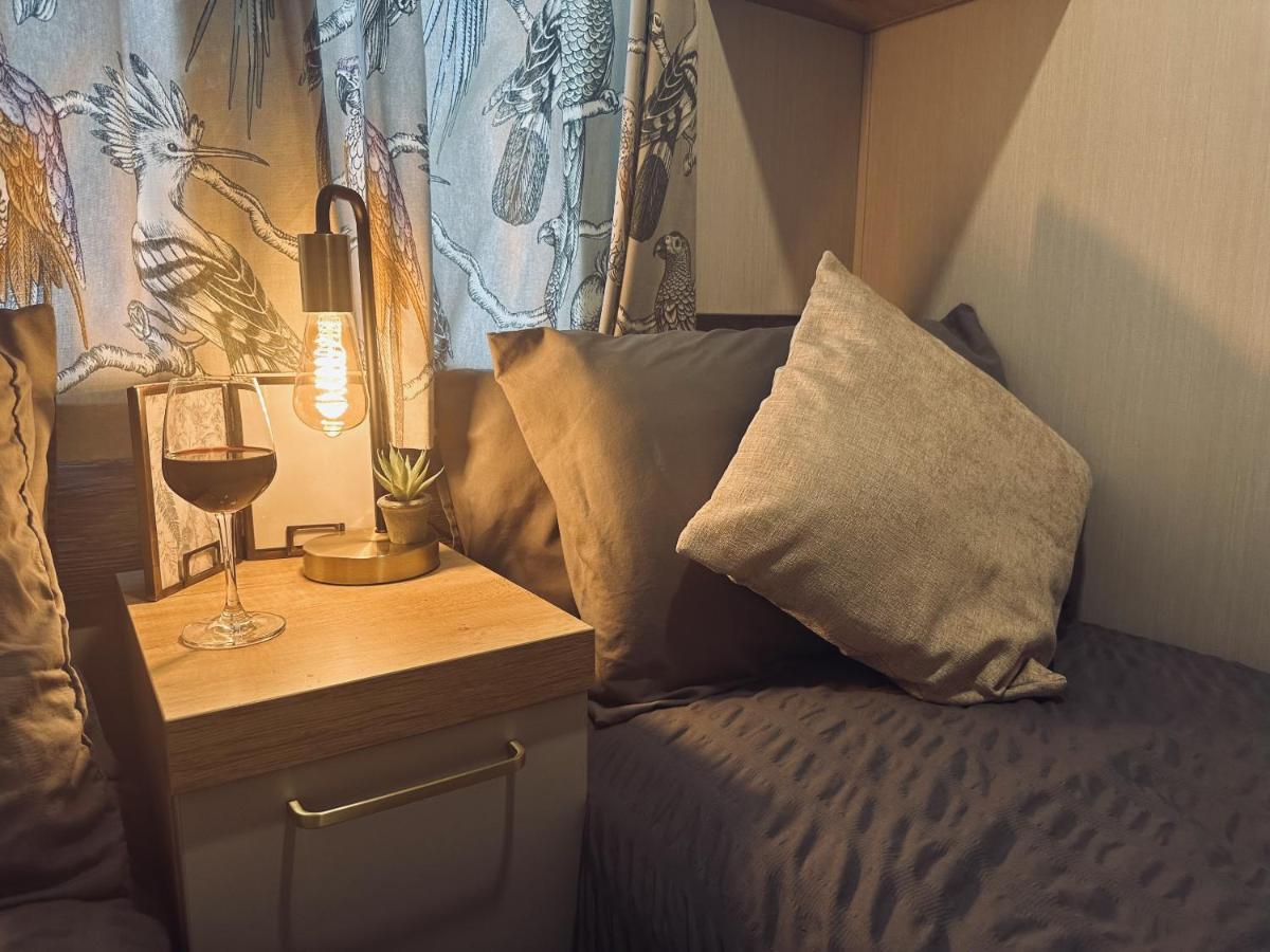 The Hideaway Villa Скарбъро Екстериор снимка